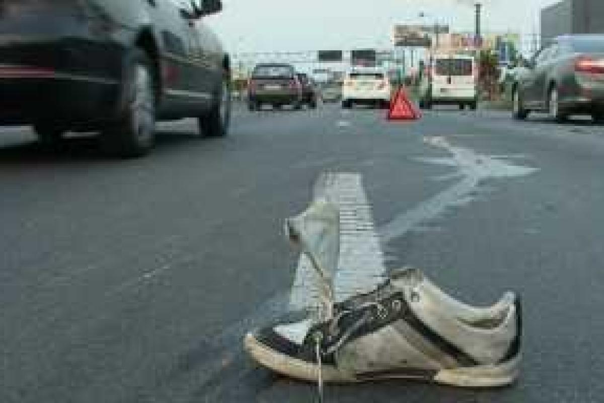 Страшное ДТП в Киеве: виновник аварии скрылся с места происшествия Страшное ДТП в Киеве: виновник аварии скрылся с места происшествия