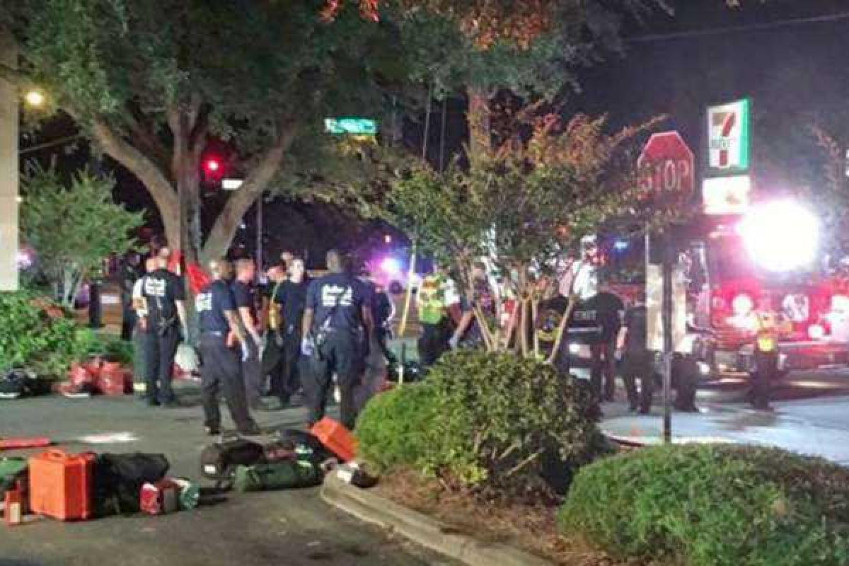 Количество убитых в гей-клубе в Орландо достигло 50 человек Количество убитых в гей-клубе в Орландо достигло 50 человек