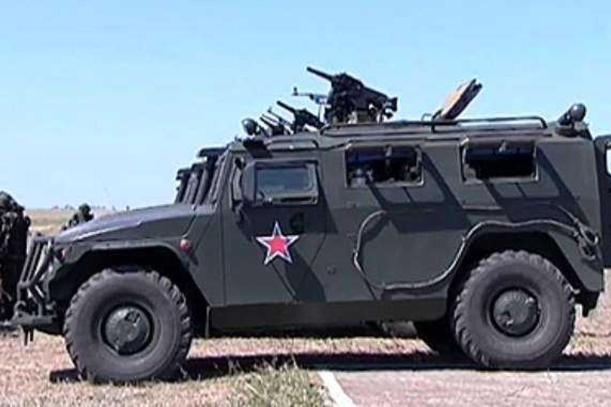 В Горловке местные жители серьезно покалечили военных из России