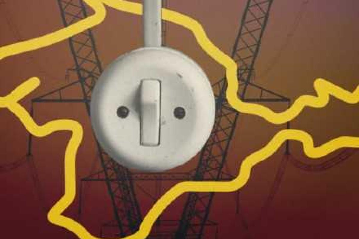 Обесточенным селам в Крыму вернули электричество Обесточенным селам в Крыму вернули электричество