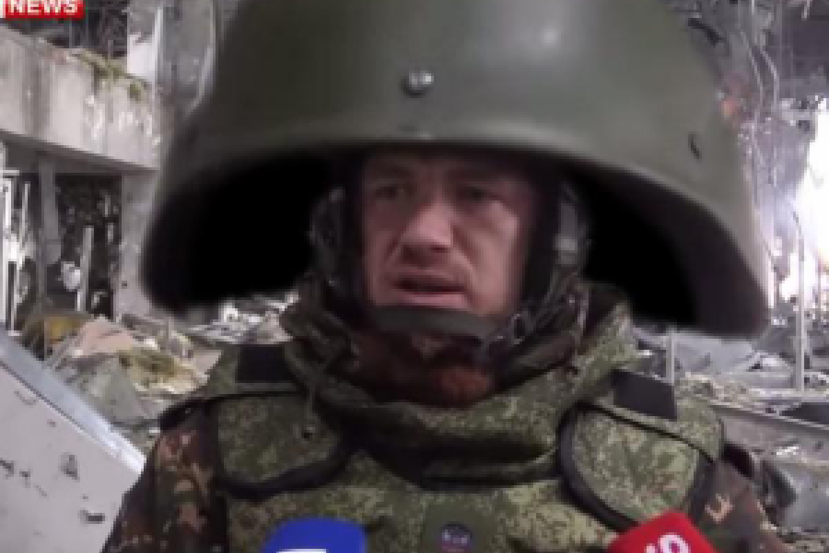 Долгов признал ранение боевика Моторолы фейком Долгов признал ранение боевика Моторолы фейком