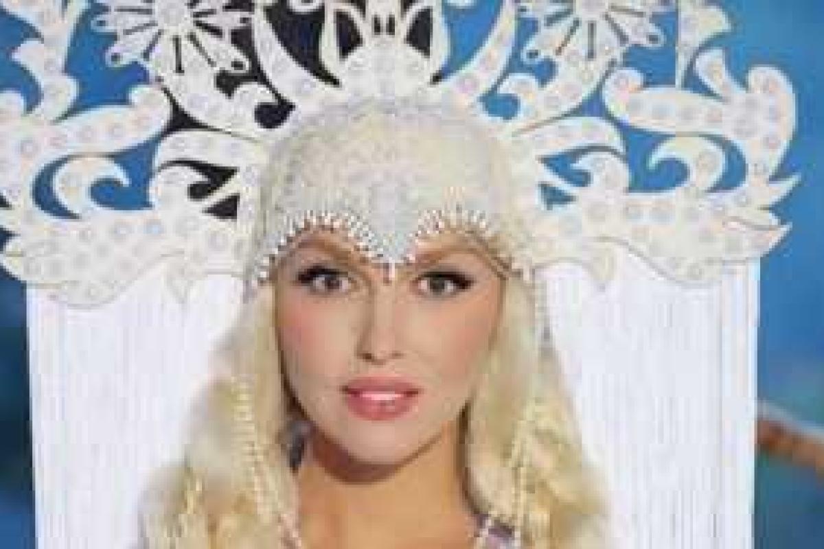 Ани Лорак "украла" у Ольги Поляковой кокошник Ани Лорак "украла" у Ольги Поляковой кокошник