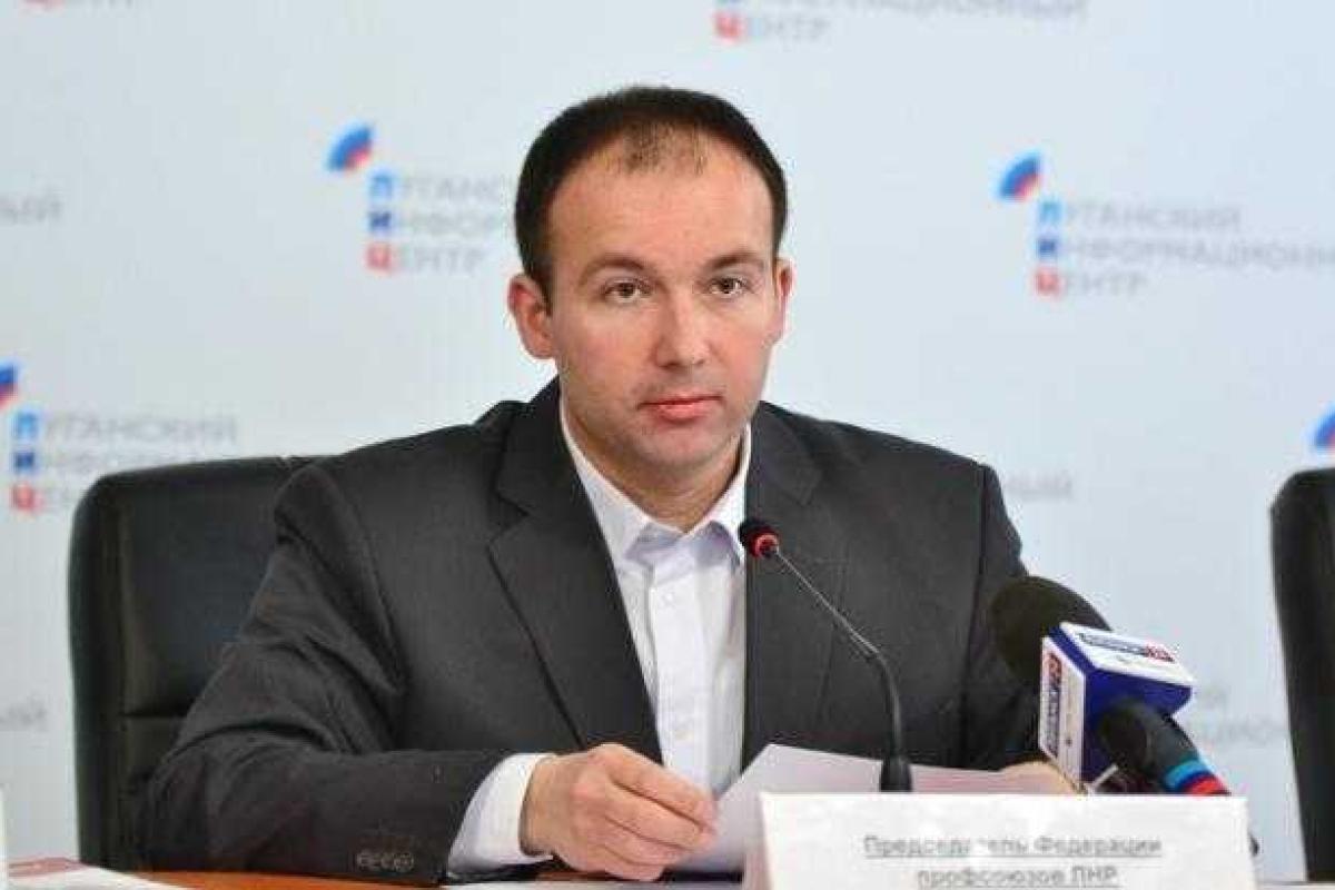 В Россию едут стажироваться "кадры" из "ЛНР" В Россию едут стажироваться "кадры" из "ЛНР"