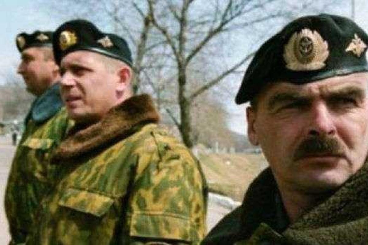 Офицеров РФ на Донбассе наказали за дезертирство нескольких боевиков Офицеров РФ на Донбассе наказали за дезертирство нескольких боевиков