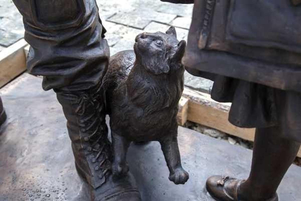 В Крыму оккупанты открыли памятник российским оккупантам, которые аннексировали полуостров В Крыму оккупанты открыли памятник российским оккупантам, которые аннексировали полуостров