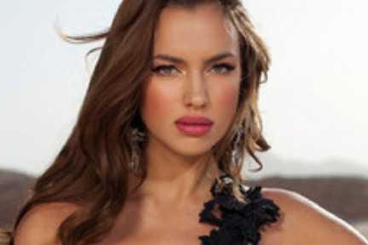 Фото полностью обнаженной Ирины Шейк поразили пользователей Сети