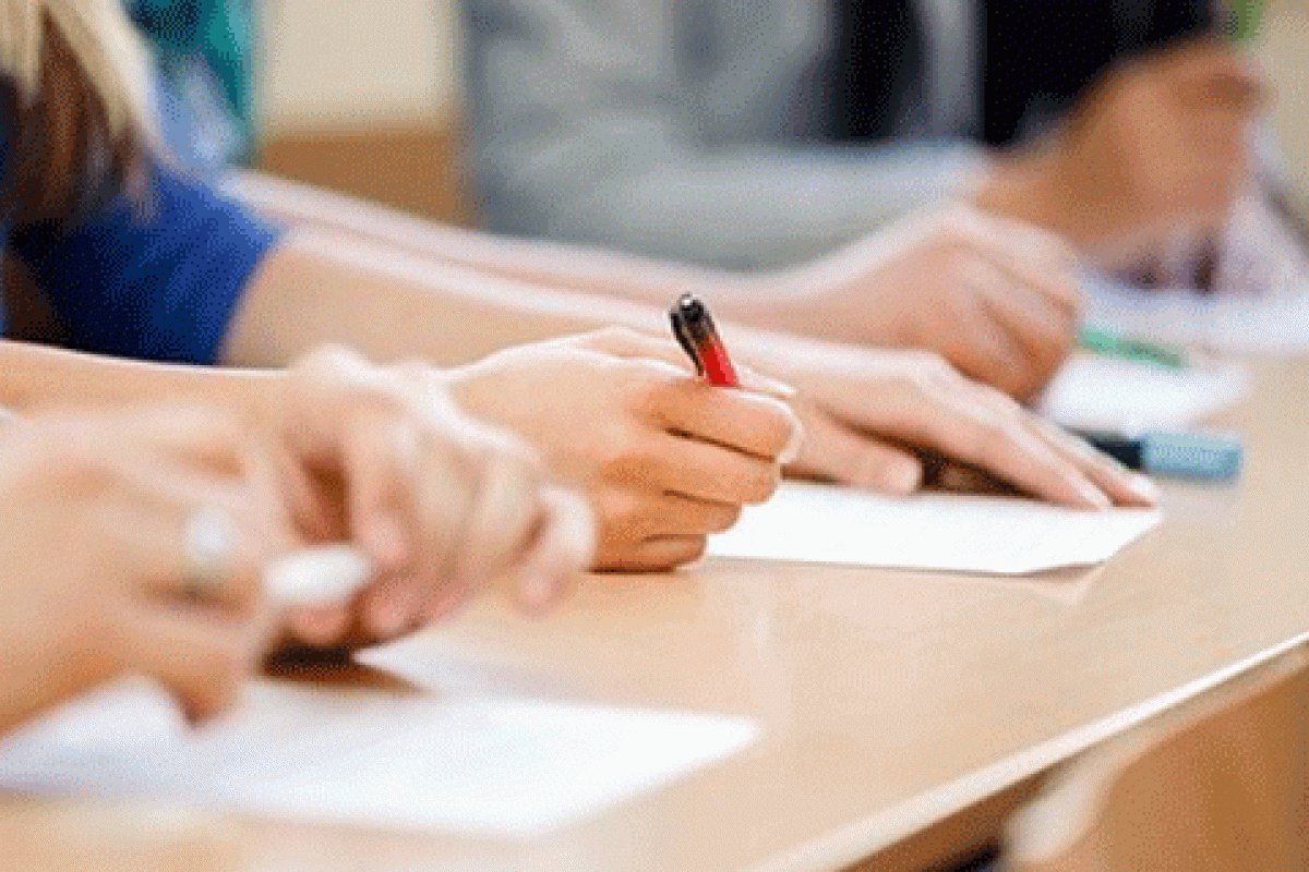 В Украине стартовала дополнительная сессия ЗНО