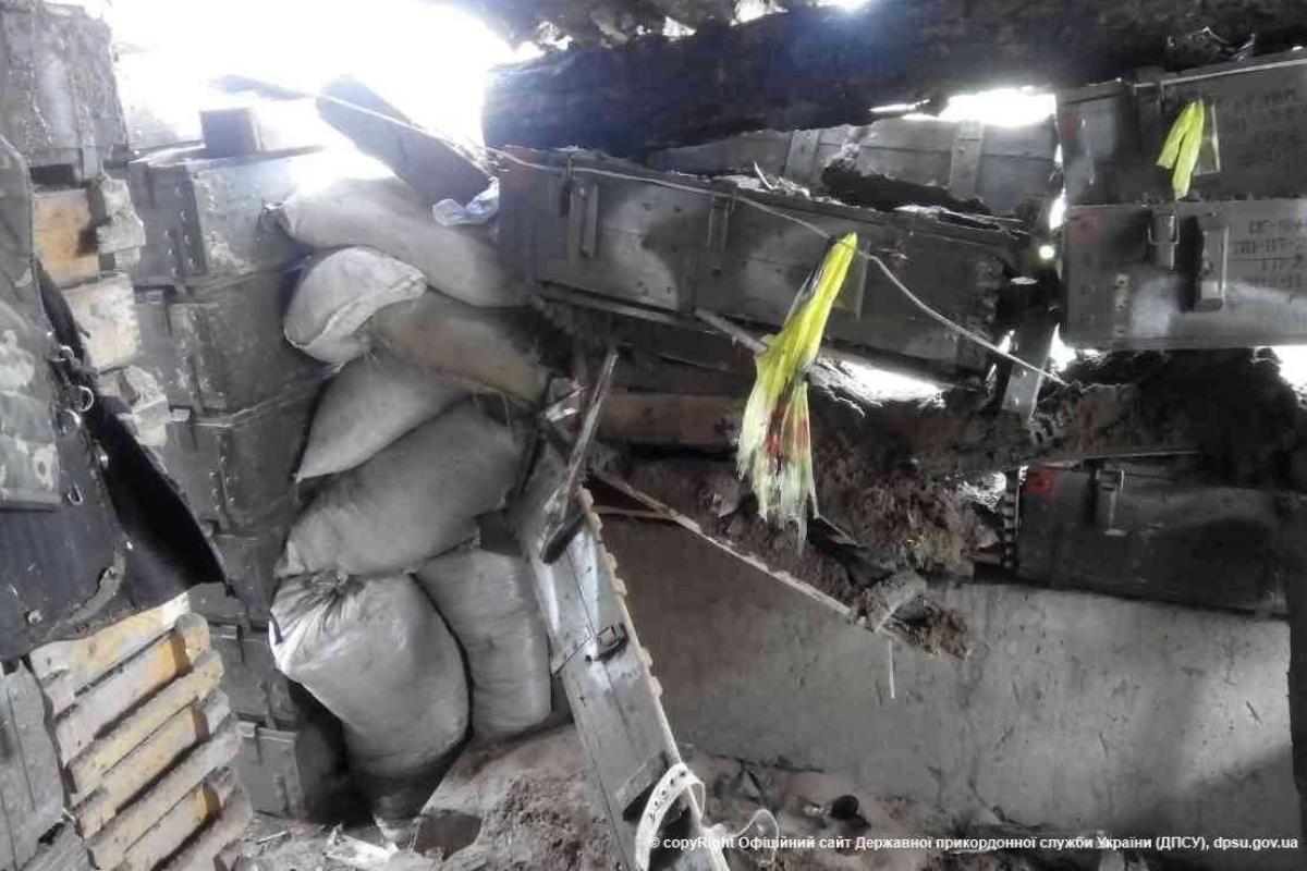 На КПВВ «Станица Луганская» люди, находящиеся в очереди, открыли стрельбу На КПВВ «Станица Луганская» люди, находящиеся в очереди, открыли стрельбу