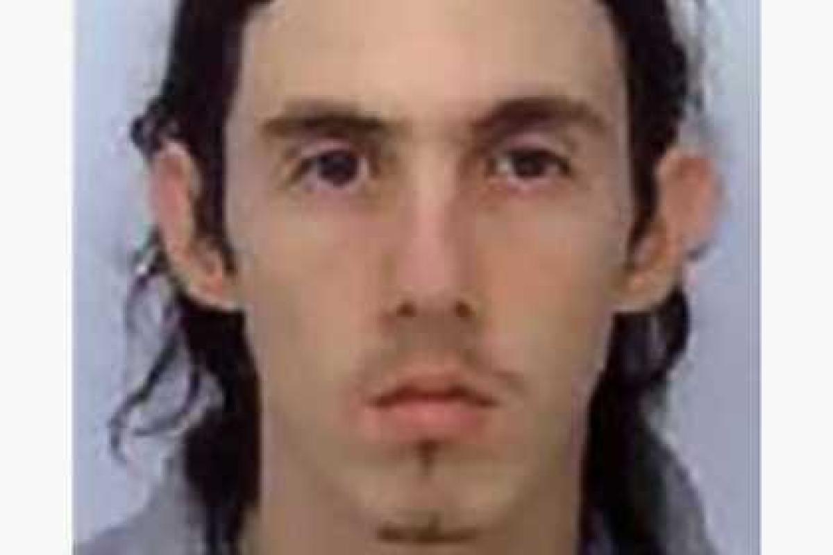 Фотограф-фрилансер, обвиняемый в сексуальном насилии над детьми, написал пособие для педофилов Фотограф-фрилансер, обвиняемый в сексуальном насилии над детьми, написал пособие для педофилов