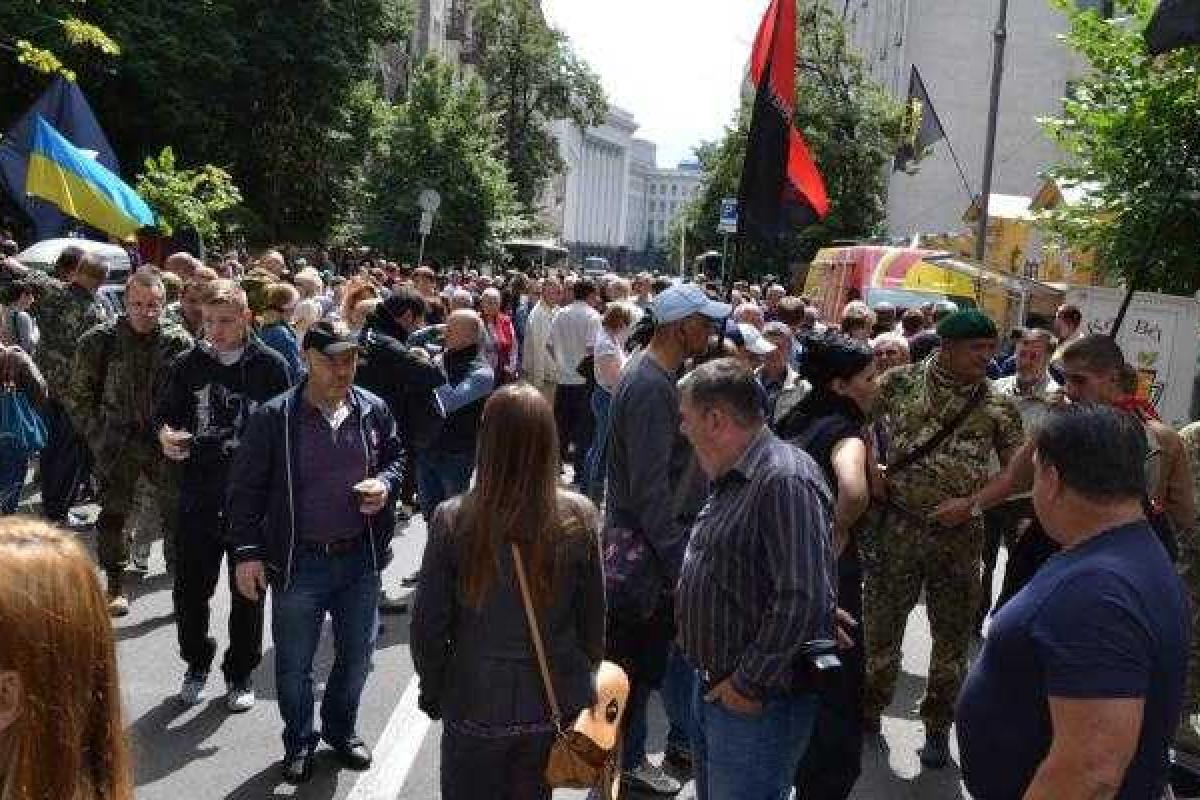 "Терпение украинцев на исходе": по стране прокатились социальные протесты