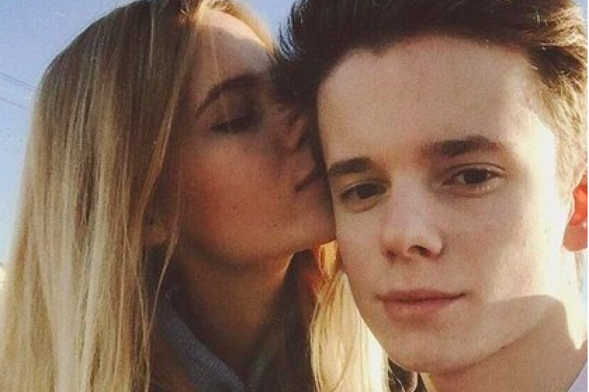 Младший сын Валерии познакомил родителей со своей возлюбленной Младший сын Валерии познакомил родителей со своей возлюбленной