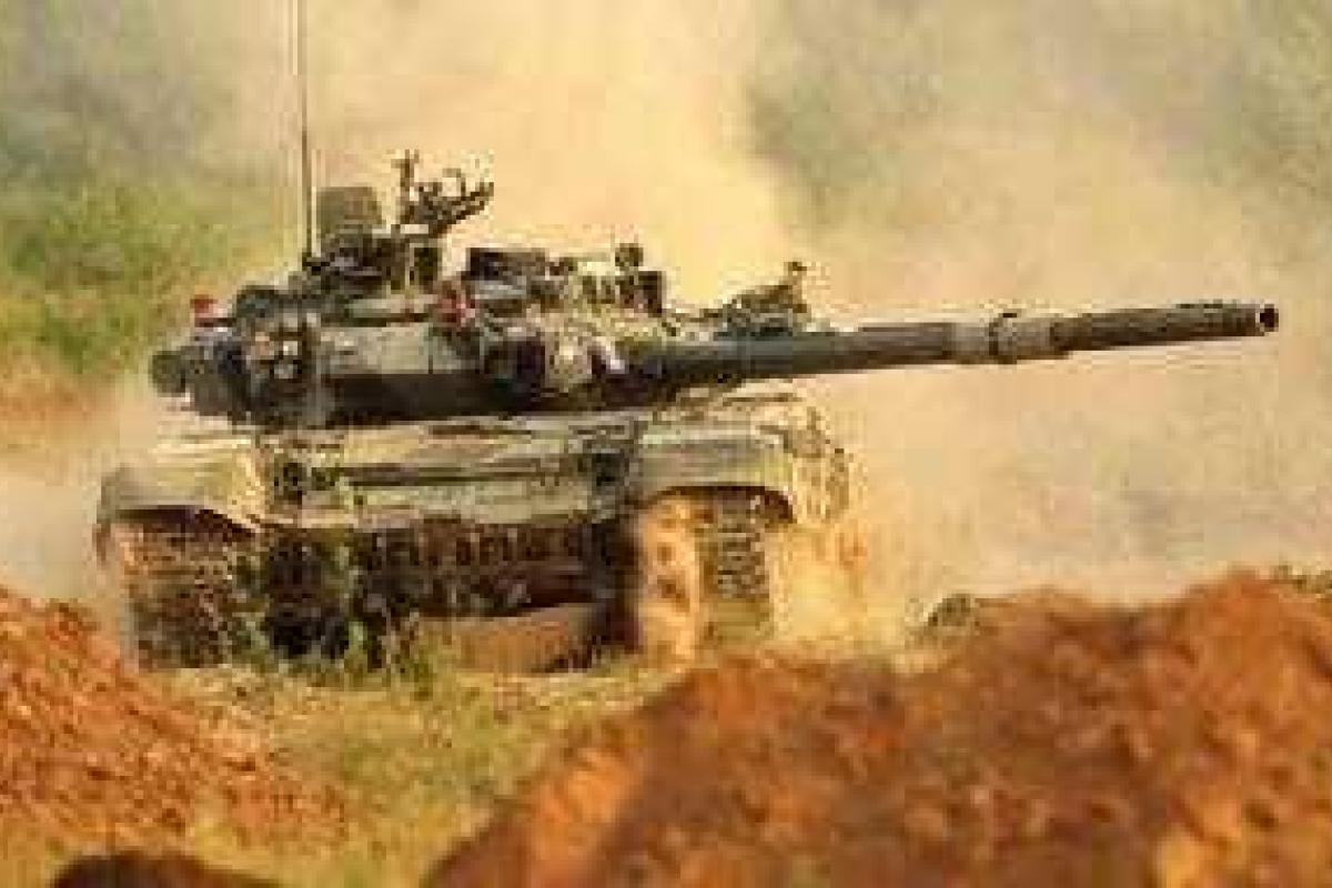 В окрестностях Марьинки идет сильный бой, - соцсети