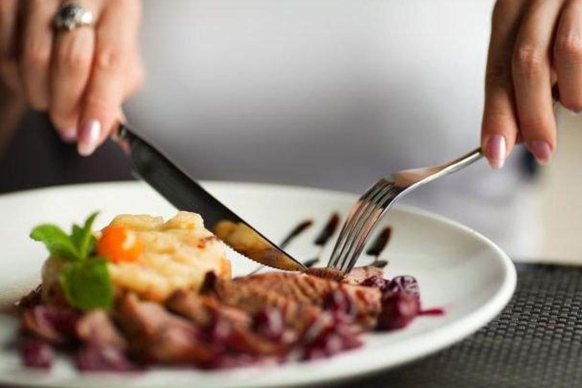 8 простых приемов, которые научат вас меньше есть