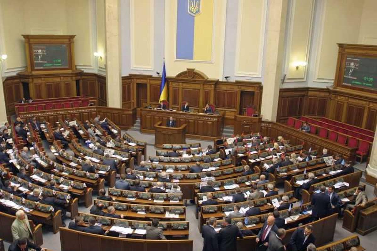 Почему кремлевские фракции блокируют работу Рады? Политический обозреватель назвал 3 причины Почему кремлевские фракции блокируют работу Рады? Политический обозреватель назвал 3 причины