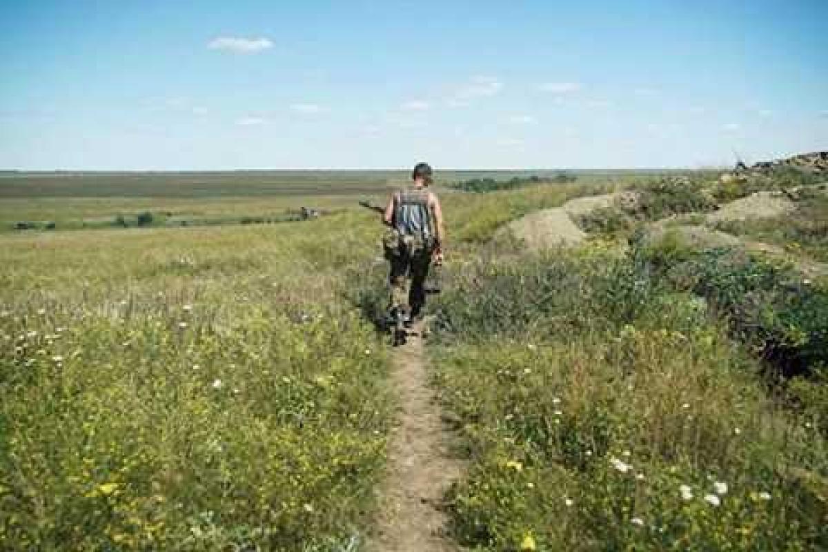 В Марьинке на растяжке подорвался украинский военный: ногу и руку спасти не удалось В Марьинке на растяжке подорвался украинский военный: ногу и руку спасти не удалось