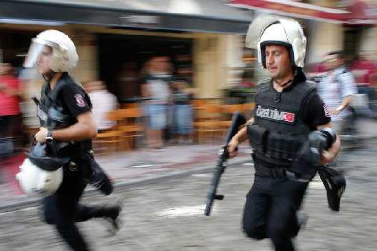 В Турции завершили проведение операции по задержанию участников переворота В Турции завершили проведение операции по задержанию участников переворота