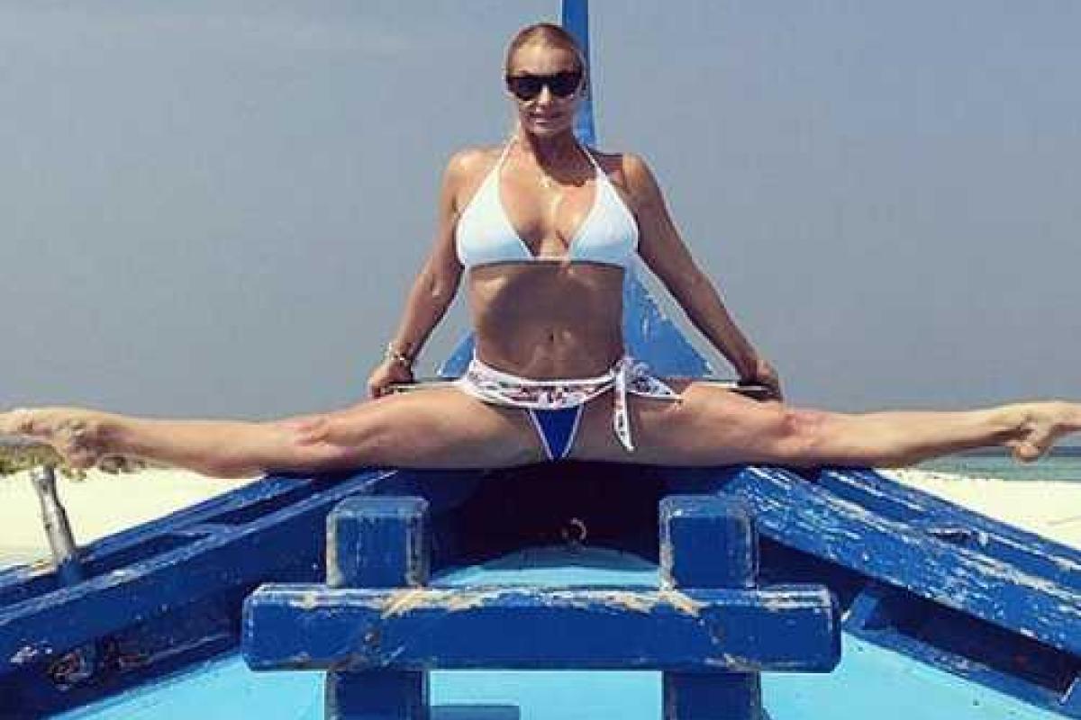 Балерина Волочкова показала "воздушный" шпагат