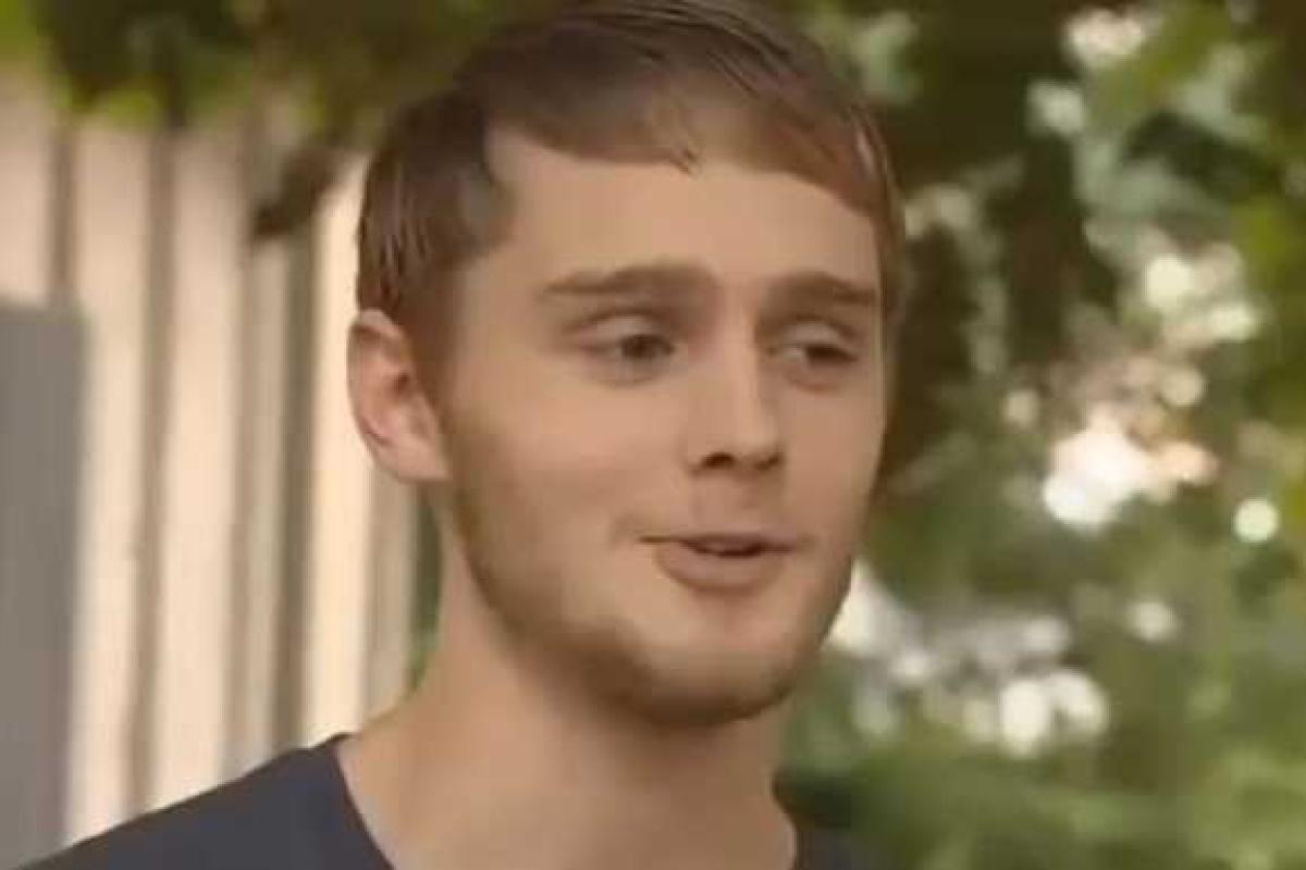 Американец получил ножевое ранение и продолжил играть в Pokemon Go Американец получил ножевое ранение и продолжил играть в Pokemon Go