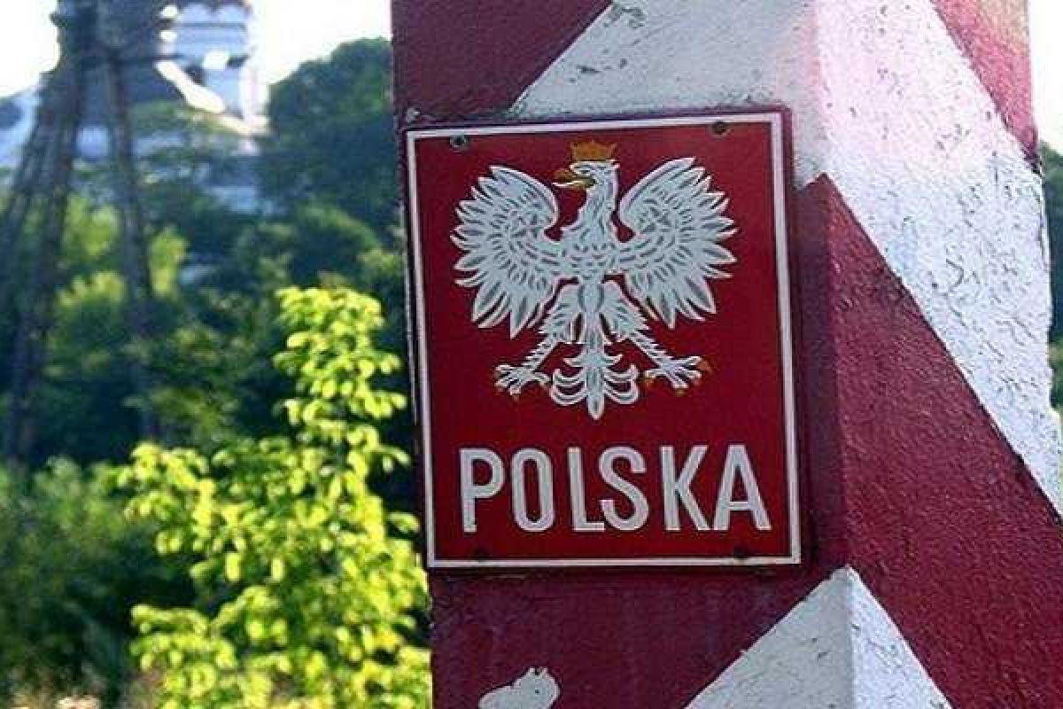 Украинские митингующие избили поляков на границе