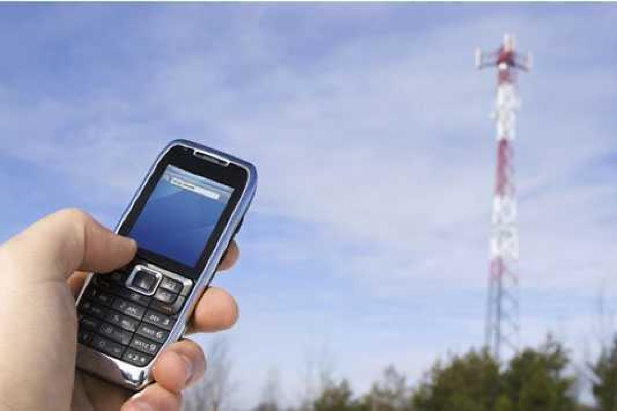 Террористы хотят запретить в "ДНР" украинских мобильных операторов