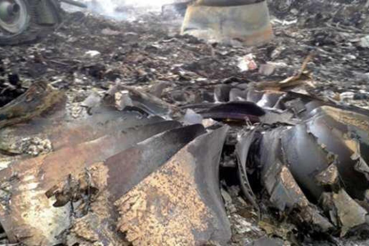 Семьи погибших в катастрофе рейса MH17 получат компенсации Семьи погибших в катастрофе рейса MH17 получат компенсации