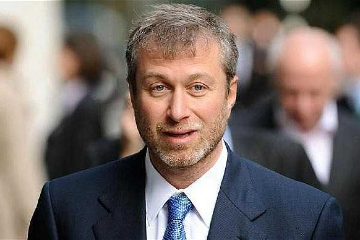 Евро-2016: Абрамович отправил больных детей на футбол Евро-2016: Абрамович отправил больных детей на футбол