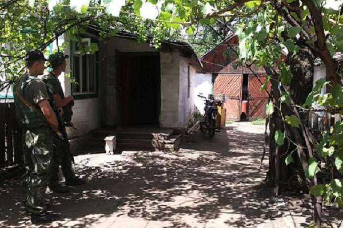 В Торецке снова скандал: под "зачистку" попала проукраинская активистка В Торецке снова скандал: под "зачистку" попала проукраинская активистка