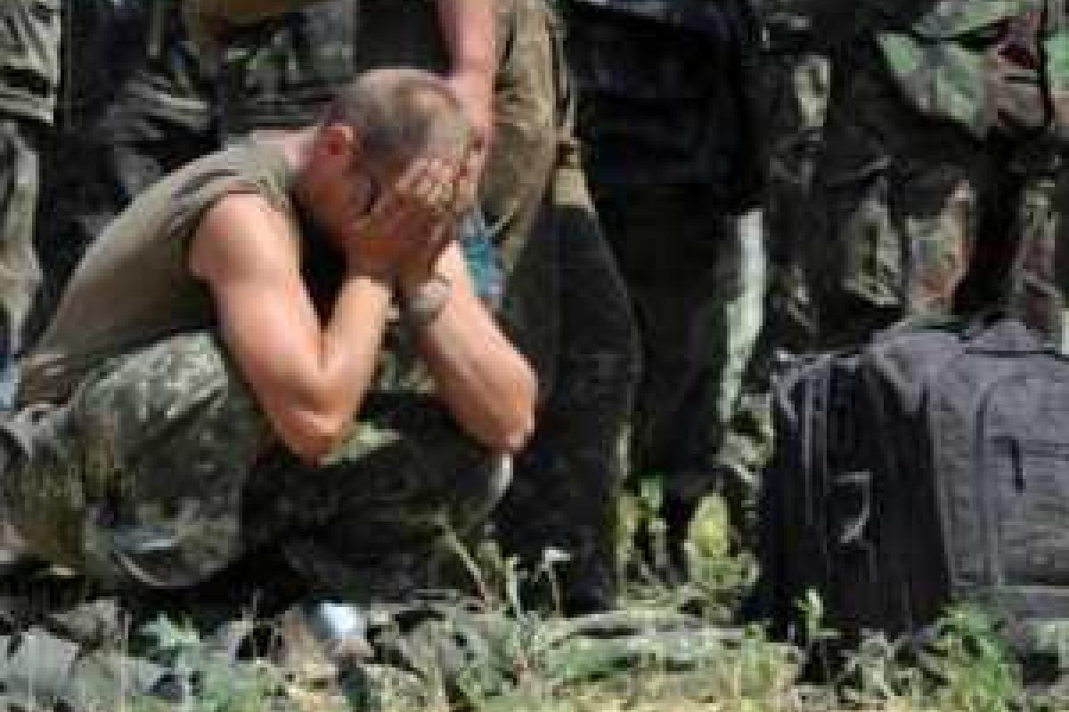 Под Луганском погибли двое украинских бойцов, подорвавшись на фугасе Под Луганском погибли двое украинских бойцов, подорвавшись на фугасе