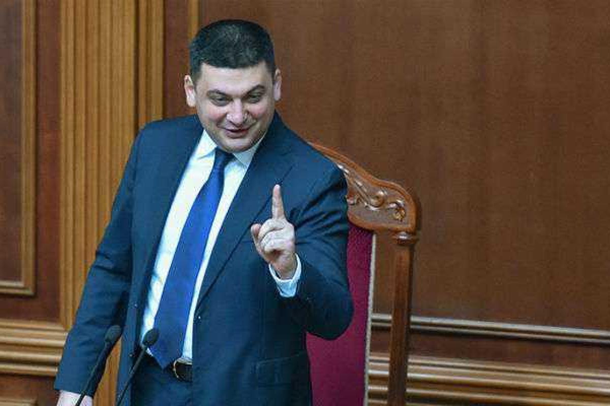 Гройсман предложил запретить украинцам разводиться Гройсман предложил запретить украинцам разводиться