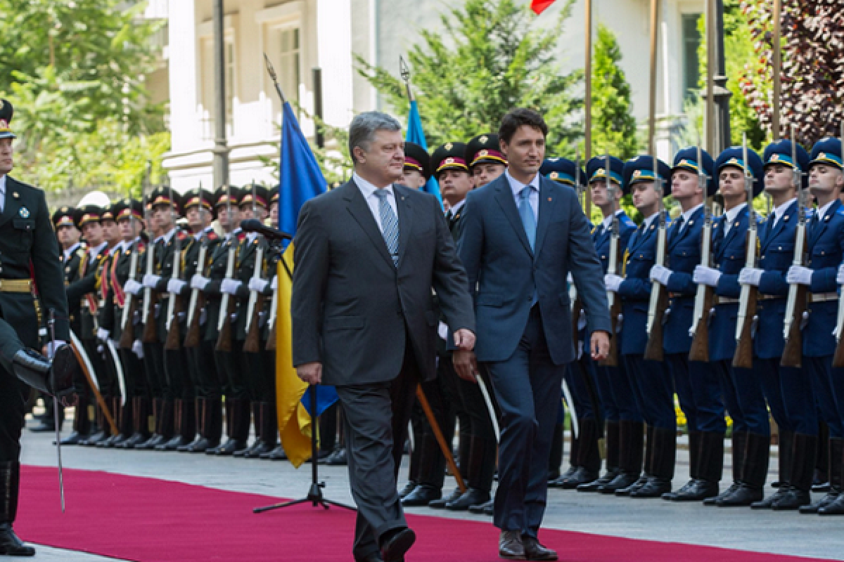 В Киеве канадский премьер Трюдо заговорил на украинском языке В Киеве канадский премьер Трюдо заговорил на украинском языке