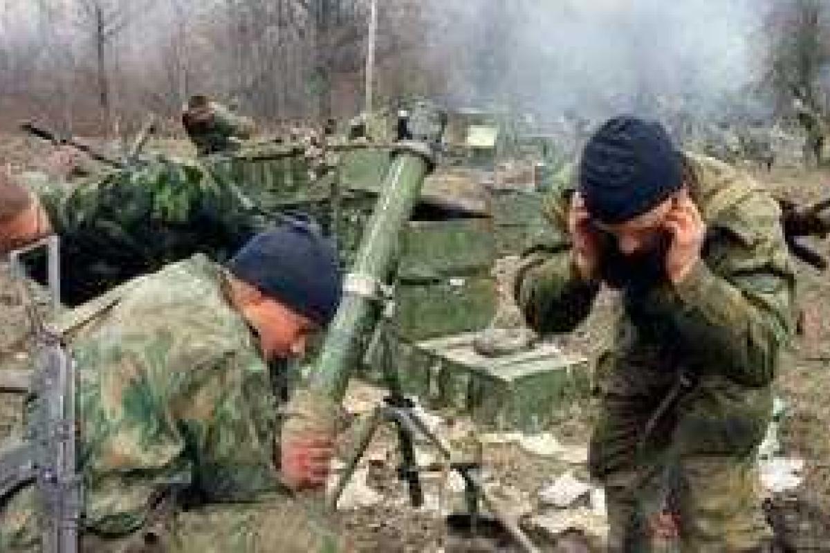 В Марьинке в результате обстрела получил ранение мирный житель В Марьинке в результате обстрела получил ранение мирный житель