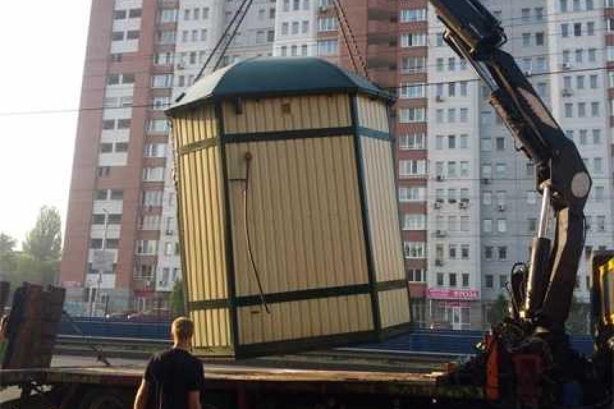 В Киеве продолжают демонтаж нелегальных МАФов В Киеве продолжают демонтаж нелегальных МАФов