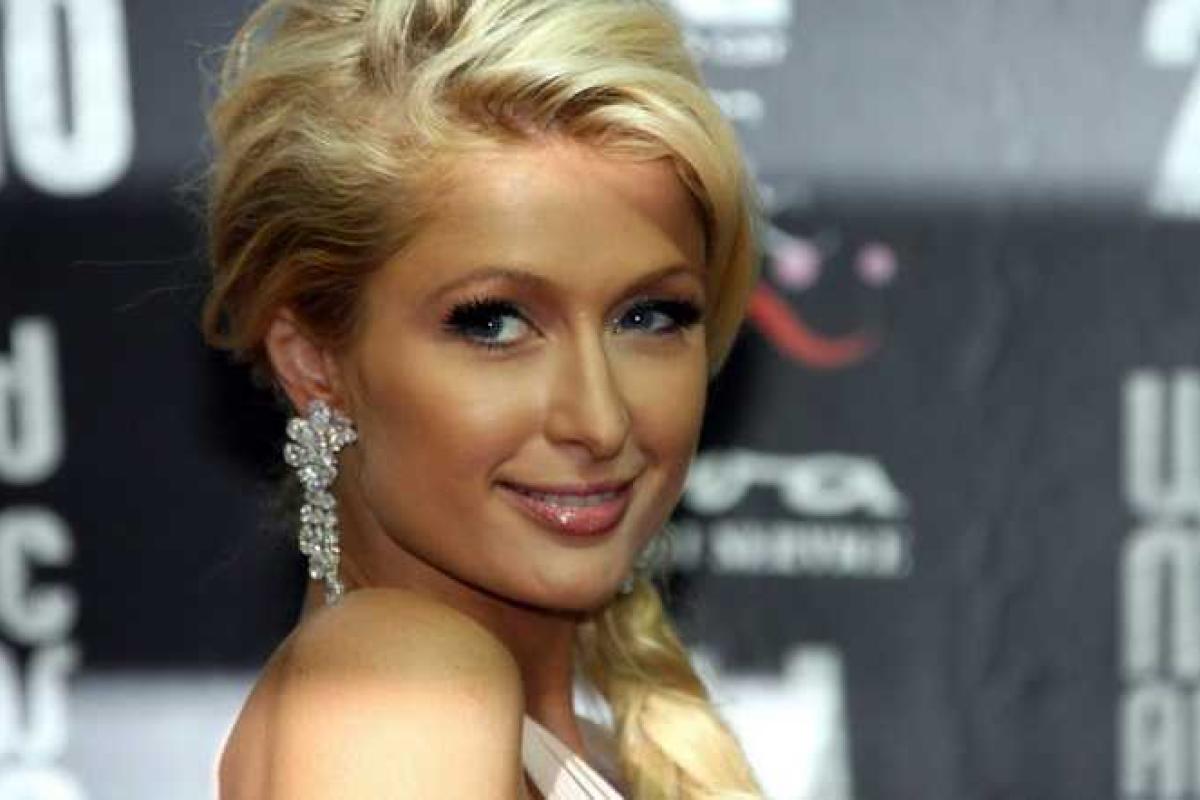 Пэрис Хилтон считает дни до рождения племянницы и мечтает стать тетей Пэрис Хилтон считает дни до рождения племянницы и мечтает стать тетей