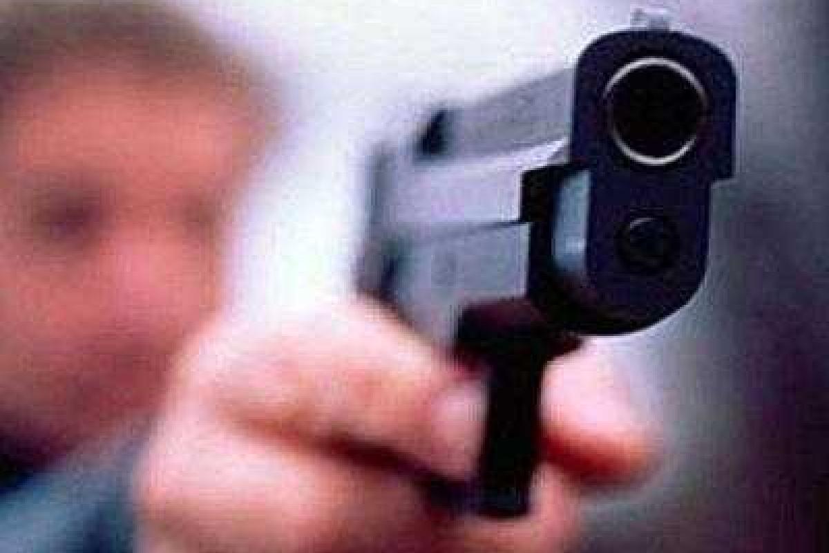 В Харькове ссора на парковке переросла в стрельбу: пострадавший в тяжелом состоянии В Харькове ссора на парковке переросла в стрельбу: пострадавший в тяжелом состоянии