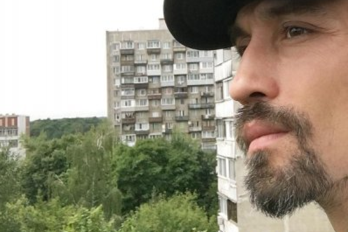 Похудевший и поседевший Дима Билан напугал фанатов своим видом Похудевший и поседевший Дима Билан напугал фанатов своим видом