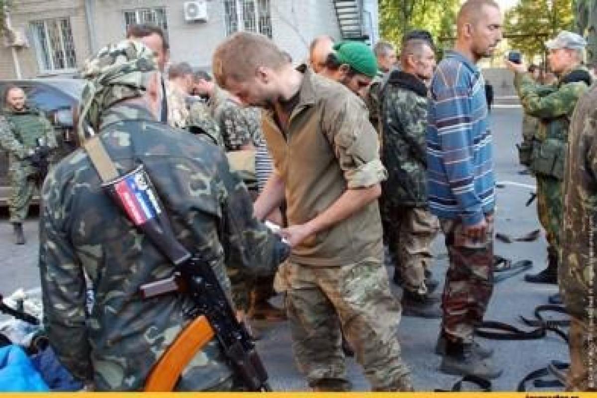 В СБУ назвали точное количество освобожденных из плена боевиков украинцев В СБУ назвали точное количество освобожденных из плена боевиков украинцев