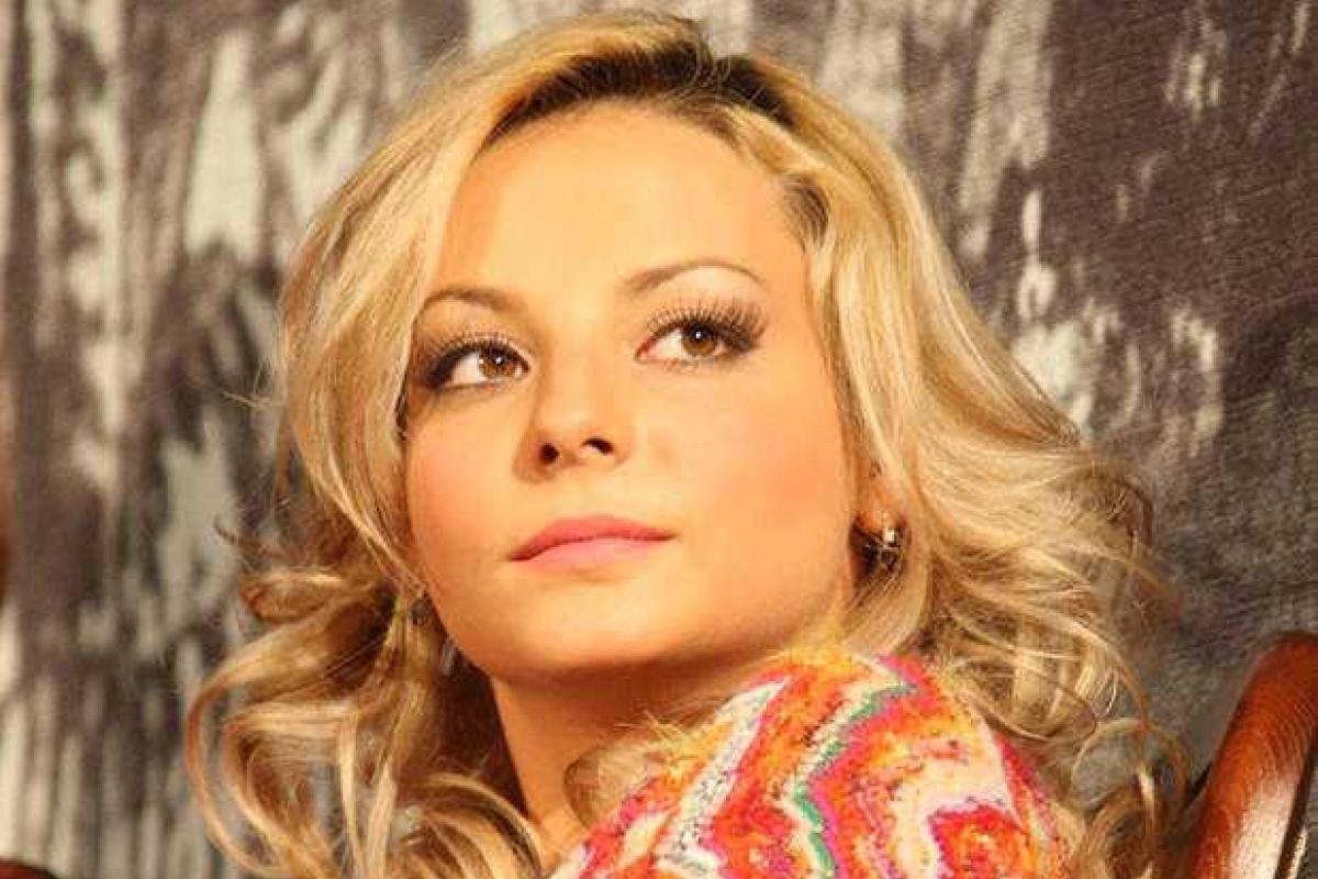 Звезда сериала "Счастливы вместе" обвинила журналистов в неудачном снимке