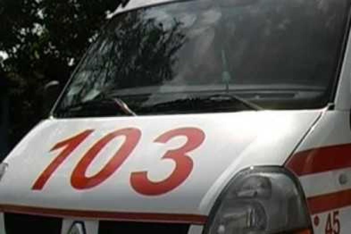 В Угледаре случилась страшная трагедия: девочка выпала из окна, спасти ребенка не удалось