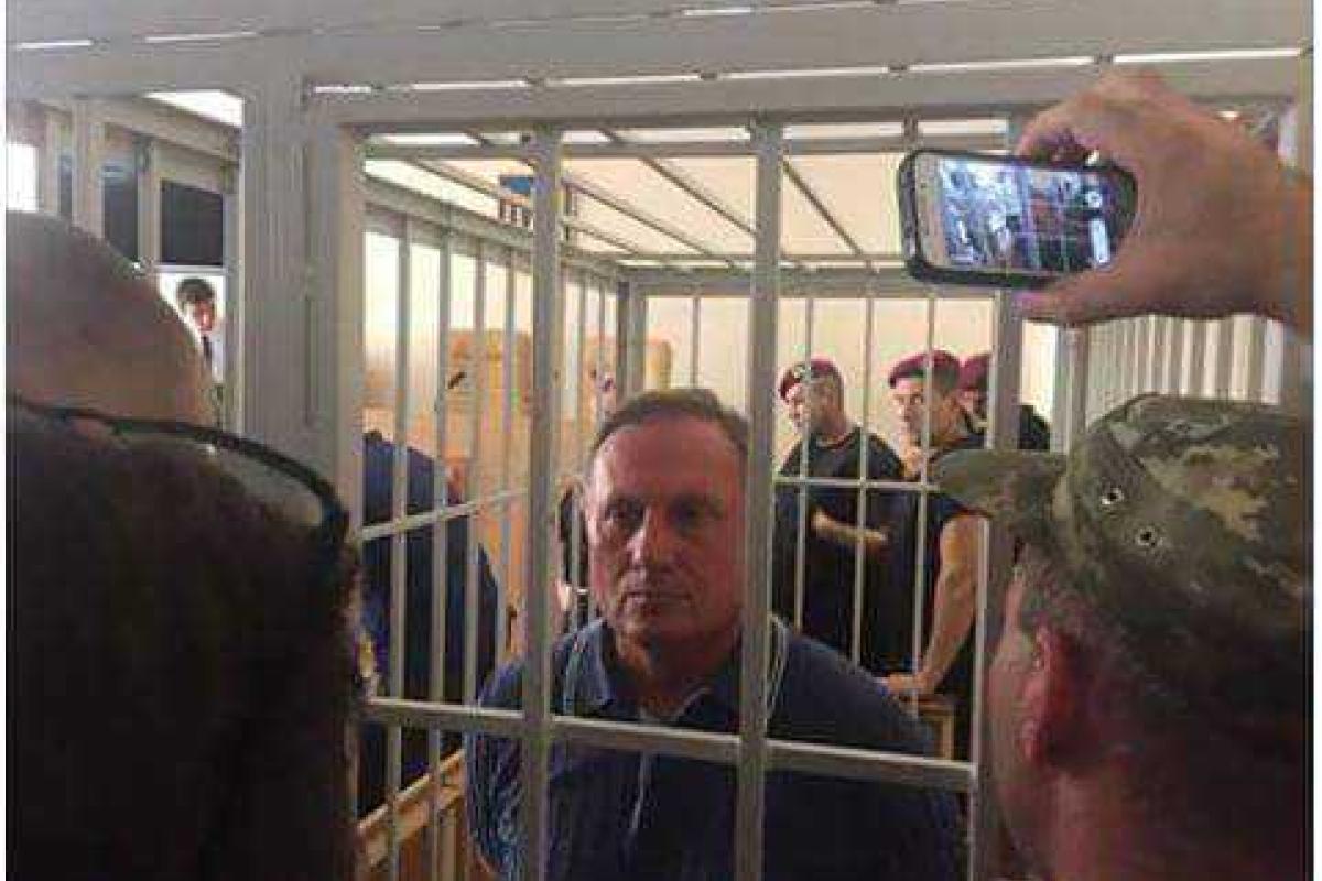 Луценко о деле Ефремова: В суде сошлись две стороны