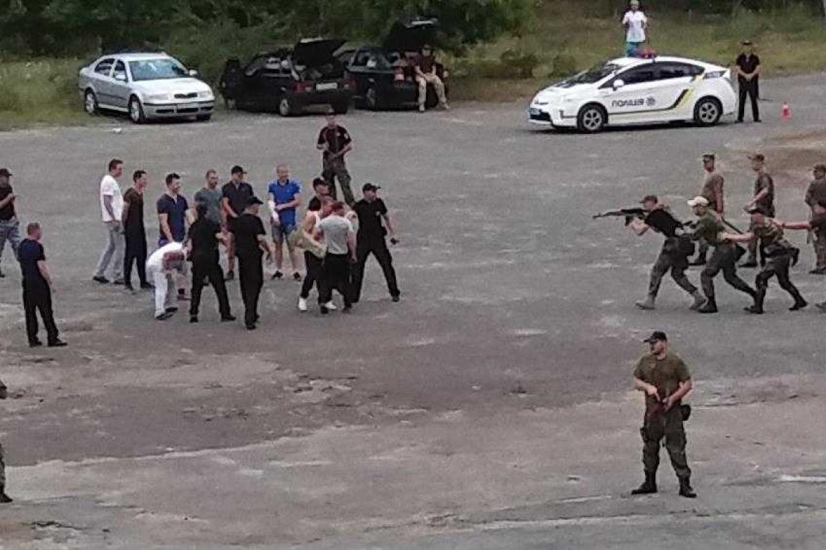 В Северодонецке провели полномасштабные учения Национальной полиции