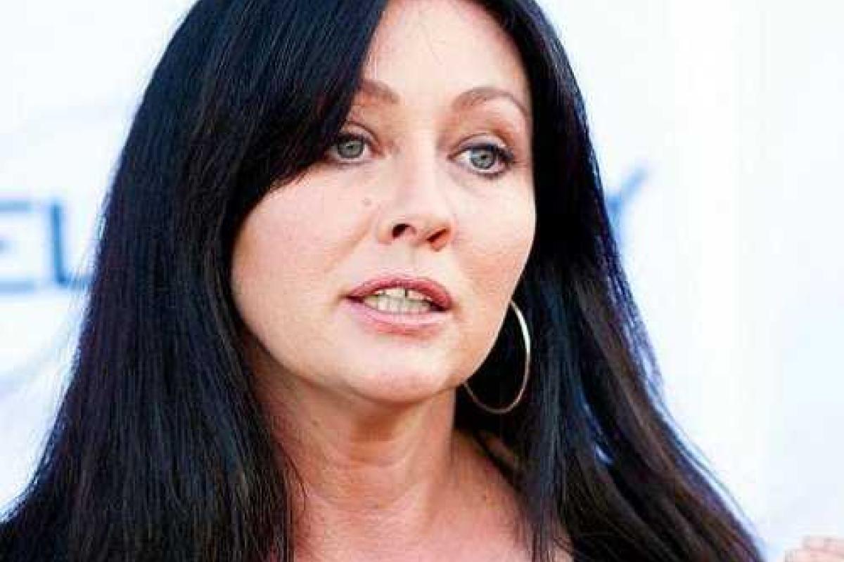 Больная раком Шеннен Доэрти рассказала, что собака почувствовала ее недуг раньше врачей