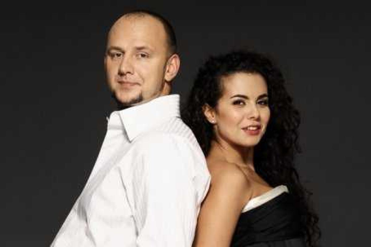 Бывшая пиарщица Потапа и Насти Каменских заявила, что звезды состоят в интимных отношениях