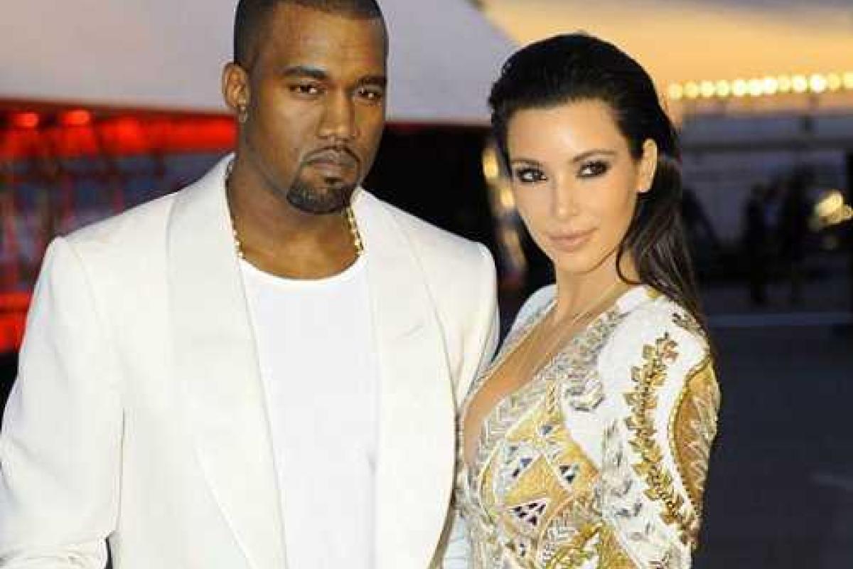 Ким Кардашьян и Канье Уэст собираются платить за аренду пентхауса постами в Инстаграм