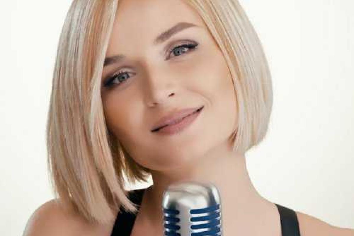 Полина Гагарина задумалась о втором ребенке Полина Гагарина задумалась о втором ребенке