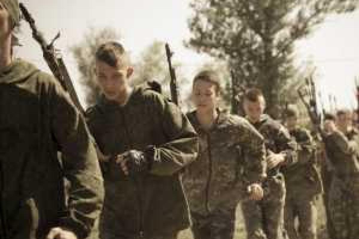 Оккупанты из "ДНР" считают, что "война - самая полезная вещь для человечества"