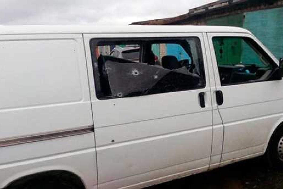 Российские СМИ трубят, что в Донбассе обстреляли автобус Милонова