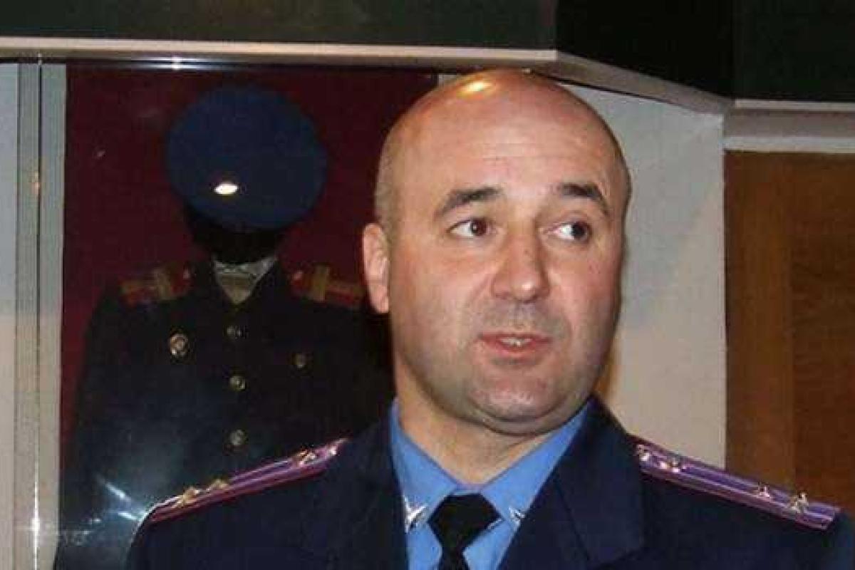 Экс-глава ГАИ сильно избил волонтера и сжег автомобиль для АТО Экс-глава ГАИ сильно избил волонтера и сжег автомобиль для АТО