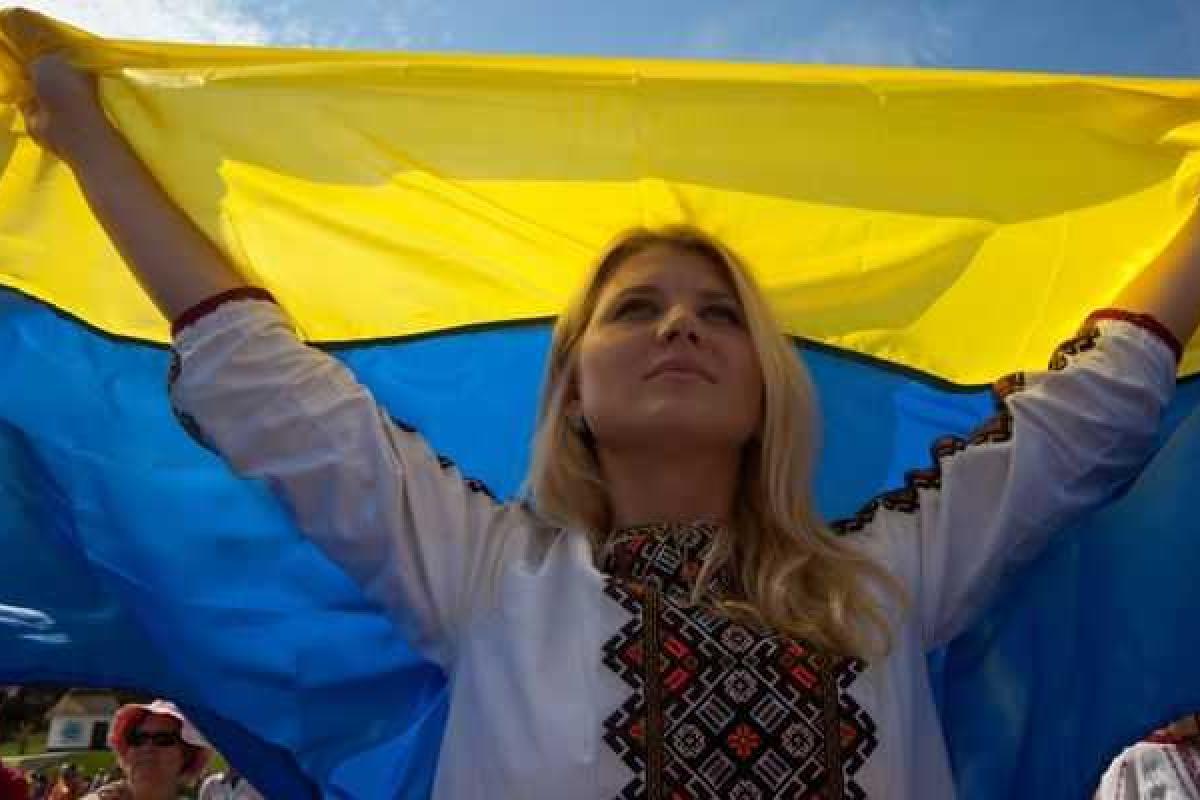 В Украине отмечают День государственного флага  В Украине отмечают День государственного флага