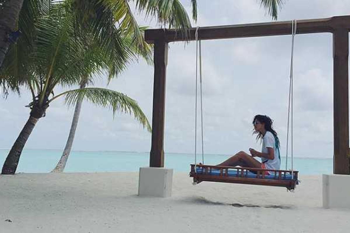 Равшана Куркова ошеломила точеной фигурой 