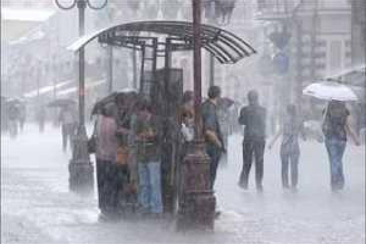 Ливень в Москве побил 129-летний рекорд по осадкам Ливень в Москве побил 129-летний рекорд по осадкам